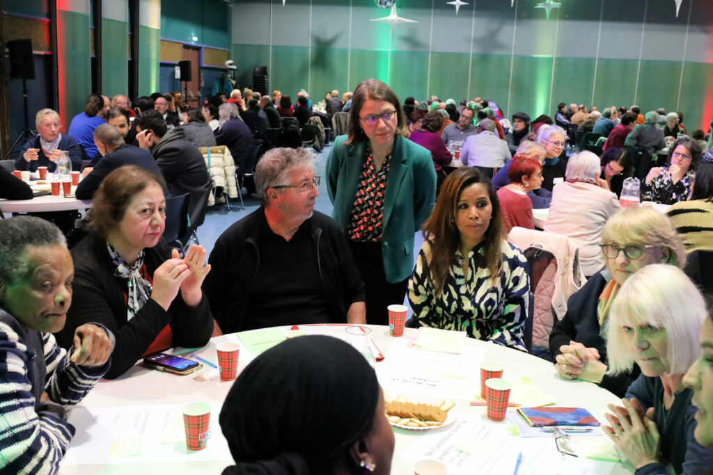 Une des tables de réflexion